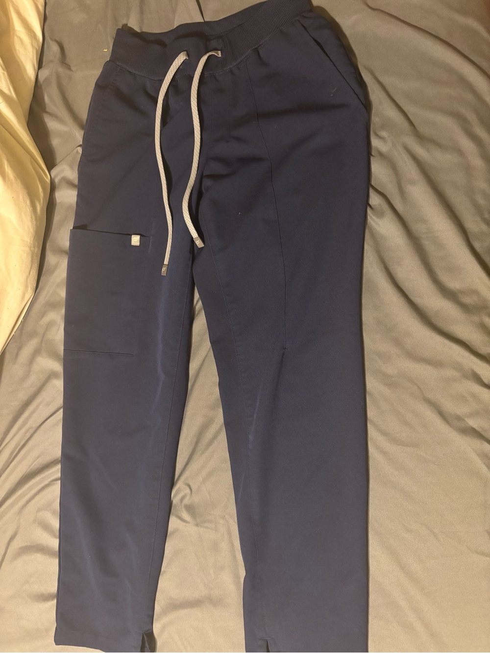 Fabletics petite Navy scrub pant